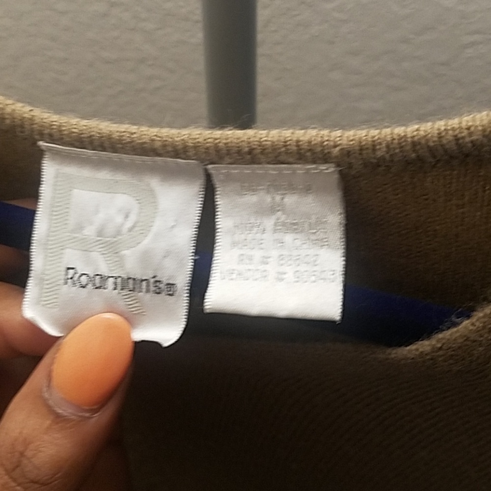 Sweater - Picture 2 of 2